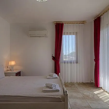Villa With Private Pool And Private Garden In Dalyan Ortaca (Mugla)