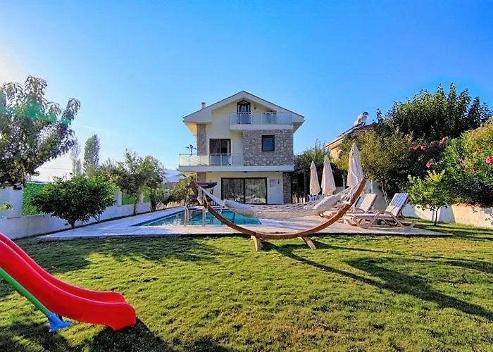 Villa With Private Pool And Private Garden In Dalyan *