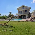 Villa With Private Pool And Private Garden In Dalyan *
