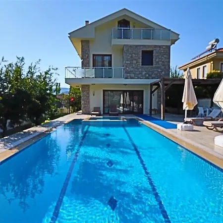 Villa With Private Pool And Private Garden In Dalyan *